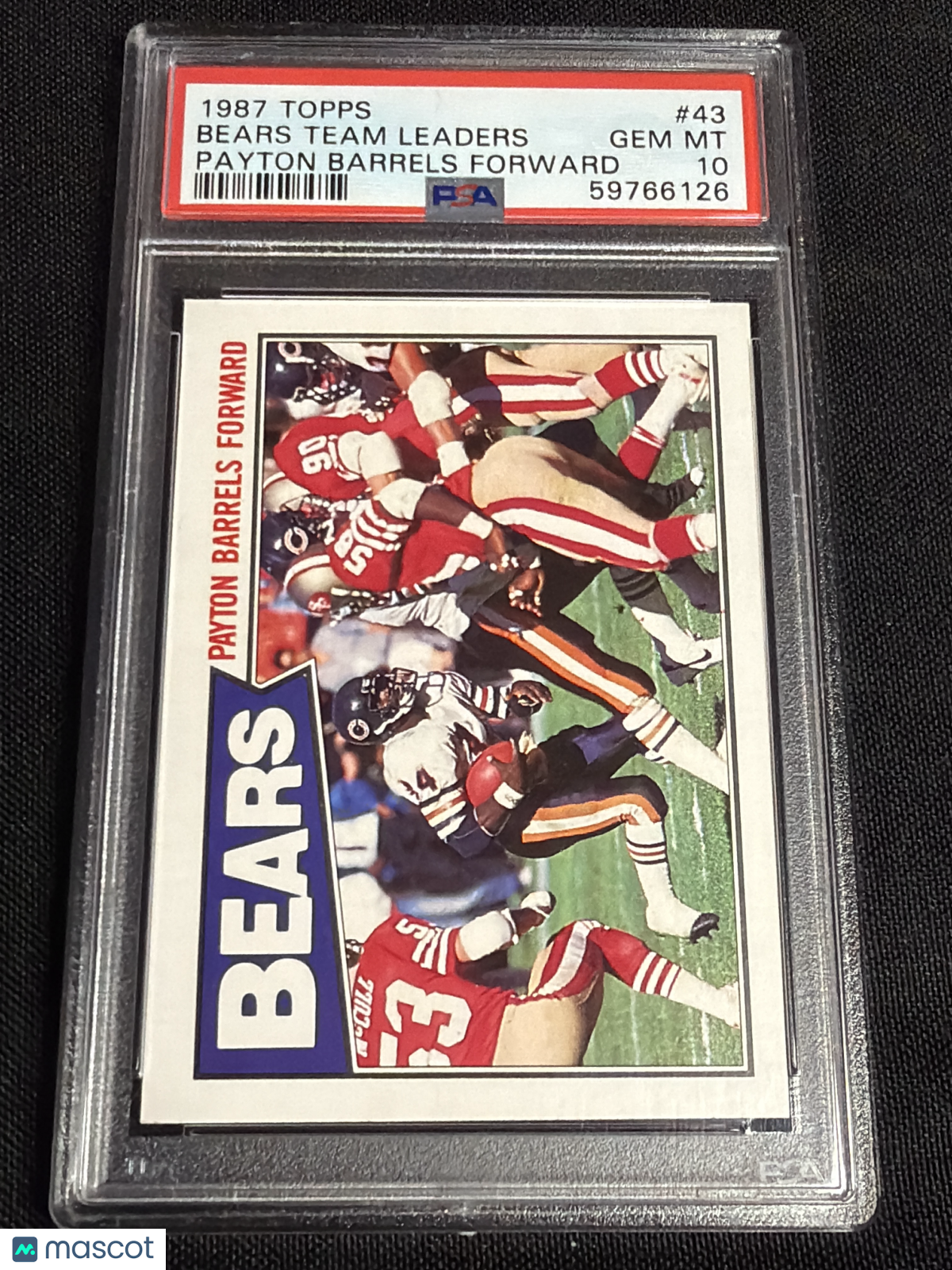 1987 Topps Bears Team Leaders #43 Payton Barrels Forward PSA 10