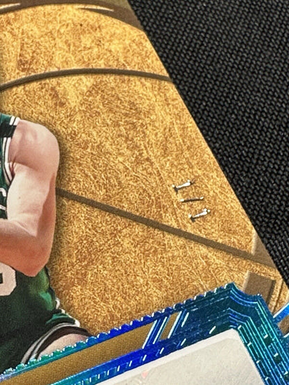 2023-24 Panini Crown Royale LARRY BIRD Treasured Platinum Auto 1/1 CELTICS