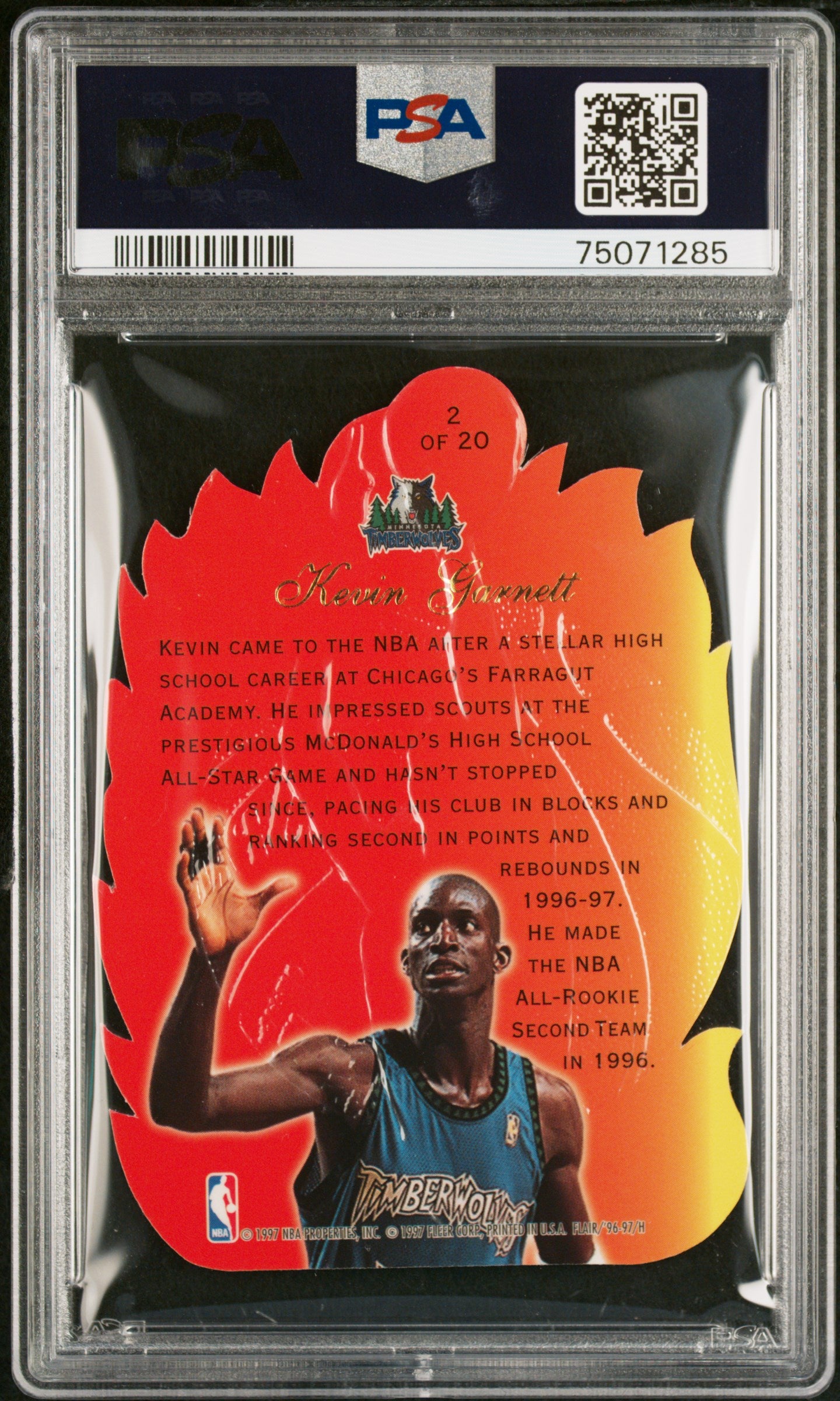 1996 Flair Showcase Hot Shots Kevin Garnett #2 PSA 8